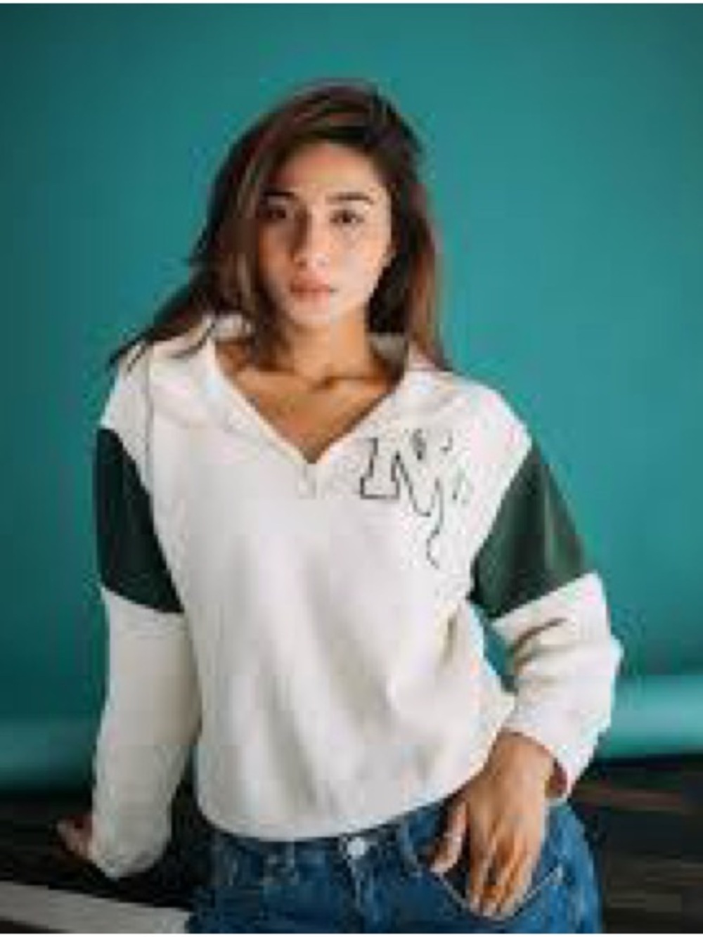 NY 1/4 Ring Zipper - Cream & Forest Green Block Sleeves Varsity Pullover Sweater